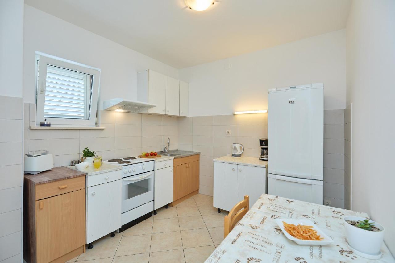 Apartment Marijana Mlini Exteriör bild